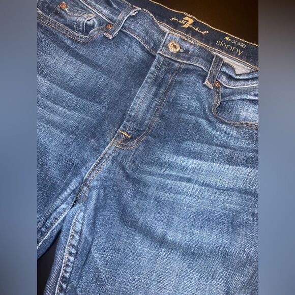 7 for all mankind The Ankle Skinny Jean with Raw Hem Size 31 EUC - Picture 5 of 11